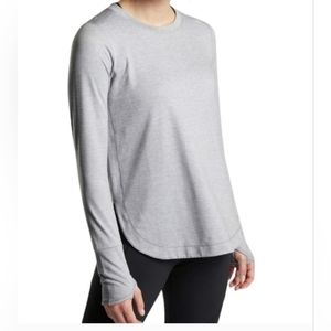 Athleta Uptempo Long Sleeve Thumbhole High-low Top Size LT Light Gray